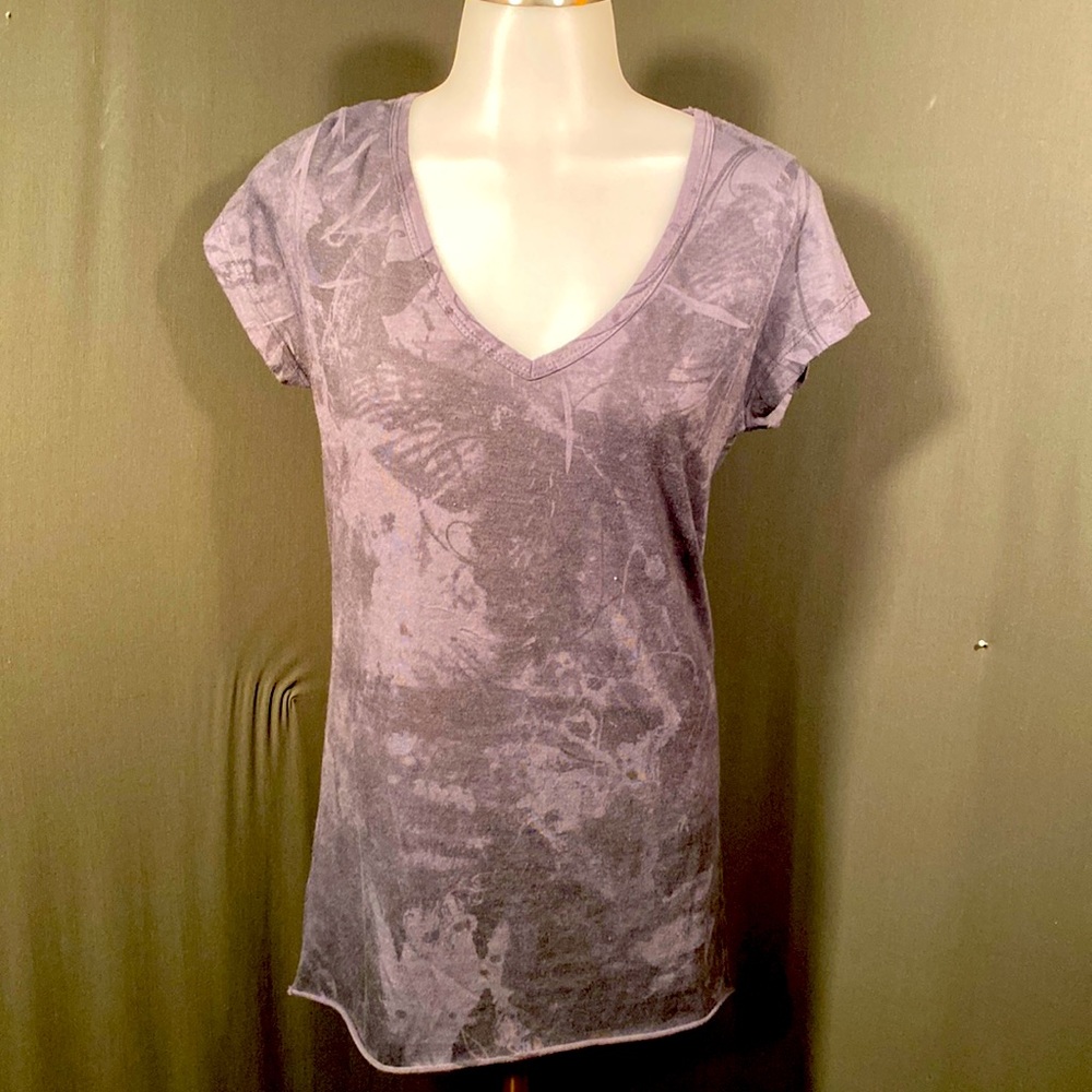 East Way distressed/caged T